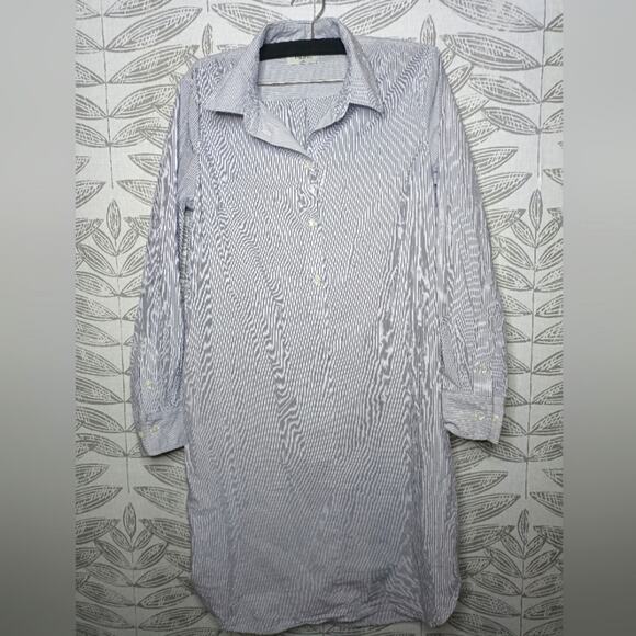 Babaton Shirt Dress Blue Pinstripes Button Neckline Minimalist Old Money Preppy - Picture 1 of 9